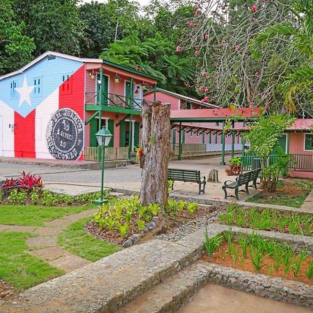 Готель Hacienda Juanita Maricao Екстер'єр фото