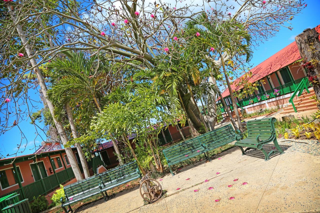 Готель Hacienda Juanita Maricao Екстер'єр фото
