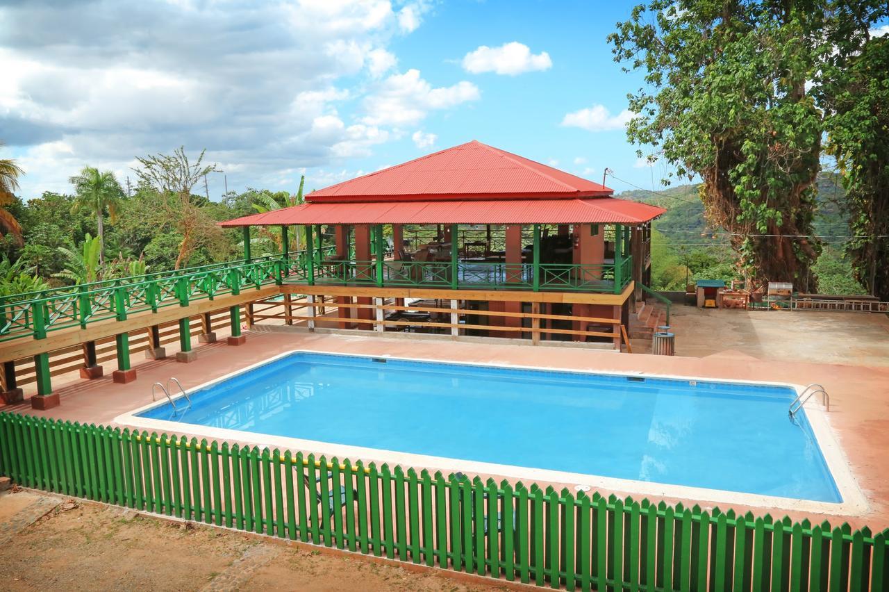 Готель Hacienda Juanita Maricao Екстер'єр фото