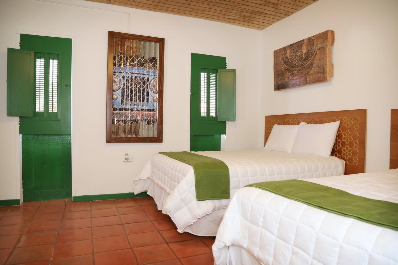 Готель Hacienda Juanita Maricao Екстер'єр фото