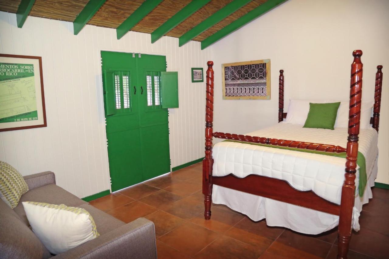 Готель Hacienda Juanita Maricao Екстер'єр фото